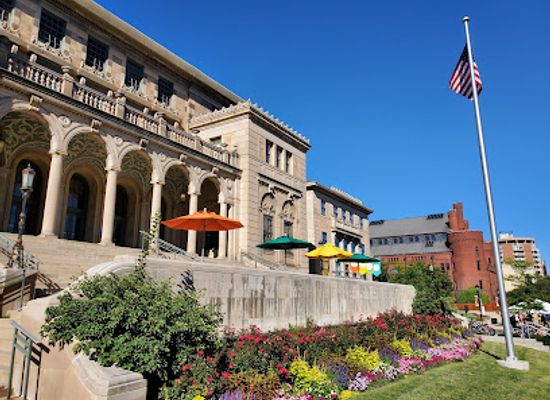 wisconsin/madison/university-of-wisconsin-madison/landmark/wisconsin-union-galleries