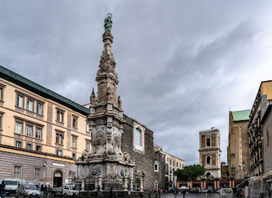 italy/naples/landmark/guglia-dell-immacolata