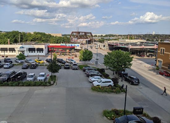 iowa/davenport/landmark/armored-gardens