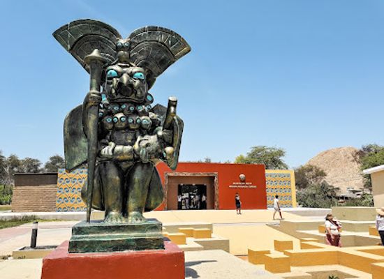peru/north-coast/landmark/site-museum-huaca-rajada-sipan