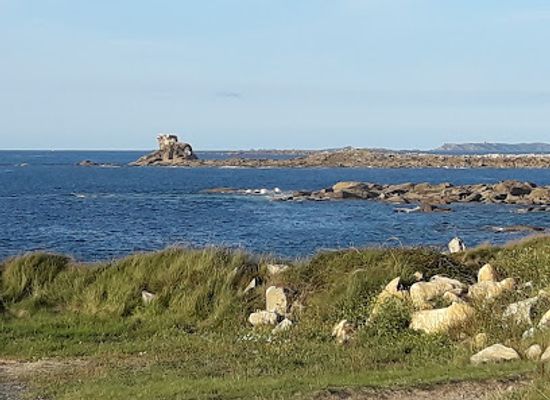 france/côte-de-granit-rose/landmark/pointe-de-castel-erek