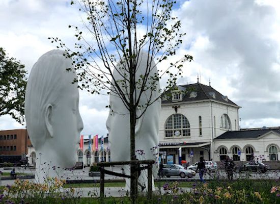 netherlands/wadden-islands/landmark/11fountains-love