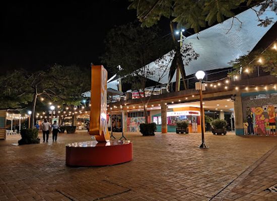 ecuador/guayaquil/barrio-del-centenario/landmark/malecon-del-salado