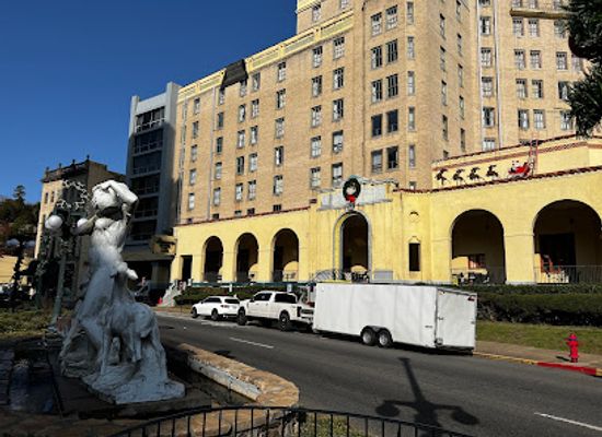 arkansas/hot-springs/landmark/the-grand-promenade