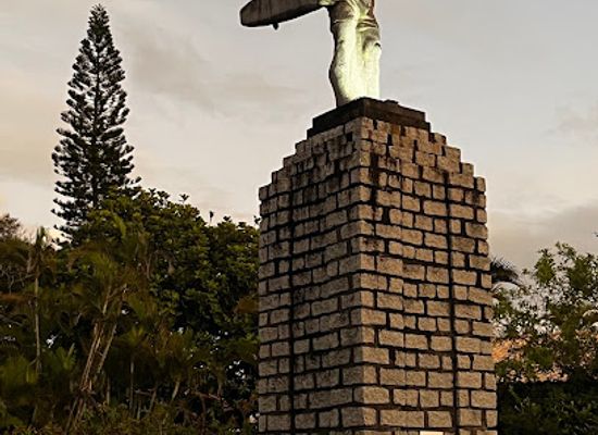 brazil/florianopolis/landmark/mole-beach