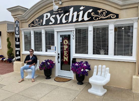 california/pismo-beach/landmark/psychic-reading