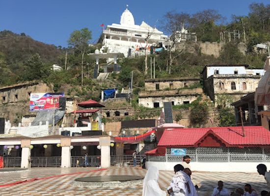 india/shimla/landmark/jwala-devi-temple-himachal-jagarwalo-ki-kuldevi