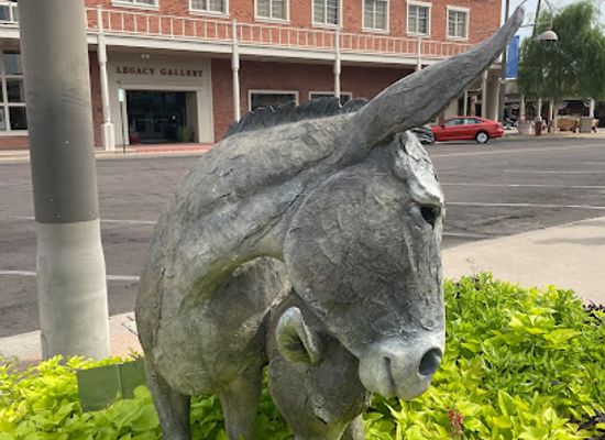 arizona/tempe/landmark/mother-and-child-the-donkeys