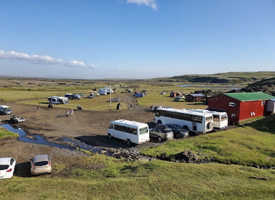iceland/highlands/landmark/holaskjol-higland-center