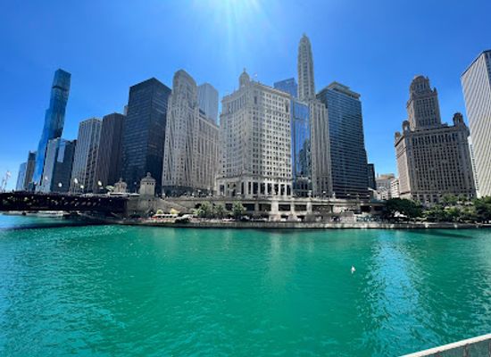 illinois/chicagoland/landmark/site-of-old-fort-dearborn