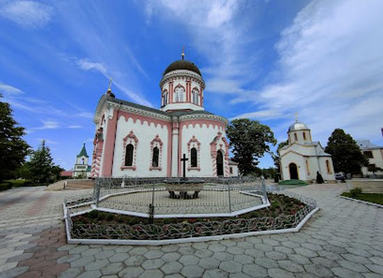 moldova/nistru-river/landmark/noul-neamt-monastery