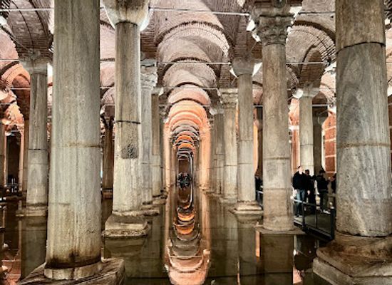 turkiye/pamphylia/landmark/basilica-cistern