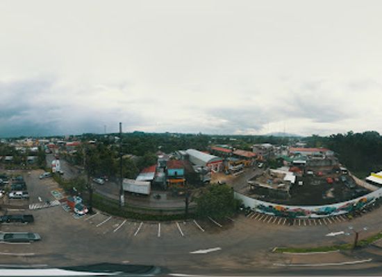 guatemala/caribbean-coast/landmark/supermercado-la-torre-rio-dulce-izabal
