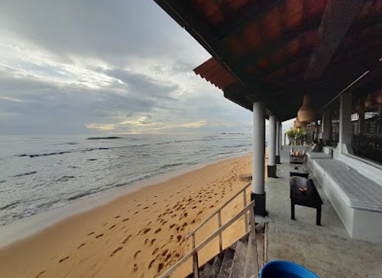 sri-lanka/hikkaduwa/landmark/funky-de-bar