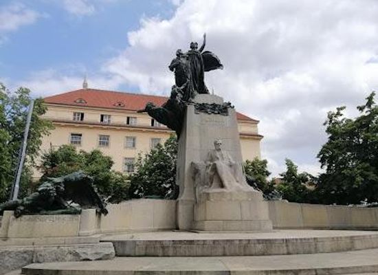 czechia/prague/landmark/palackeho-nam