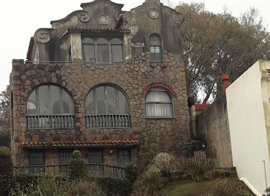 uruguay/montevideo/carrasco/landmark/plaza-virgilio