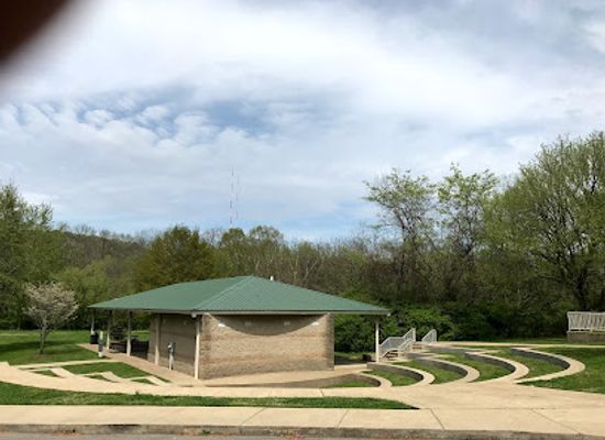 tennessee/brentwood/landmark/deerwood-arboretum-nature-center