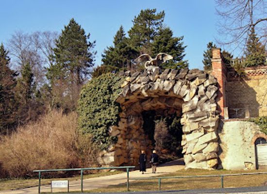 germany/potsdam/landmark/felsentor