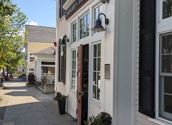 new-hampshire/hanover/landmark/umpleby-s-bakery-cafe
