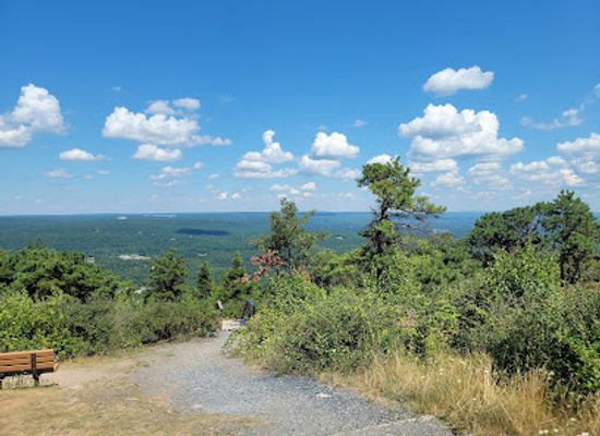 pennsylvania/pocono-mountains/landmark/big-pocono-state-park