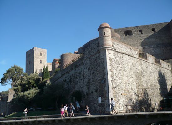 france/languedoc-roussillon/landmark/royal-castle-of-collioure