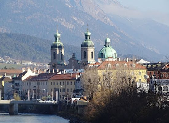 austria/innsbruck/landmark/jesuit-church-innsbruck