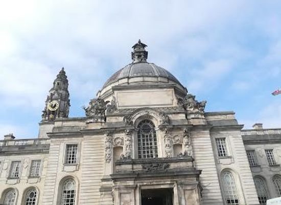 united-kingdom/cardiff/landmark/city-hall