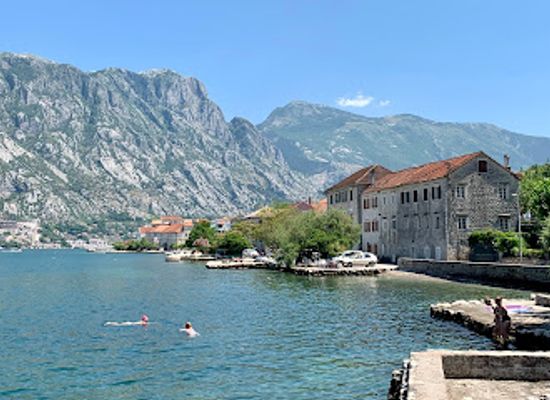 montenegro/bay-of-kotor/landmark/trailhead-for-vrmac-fort