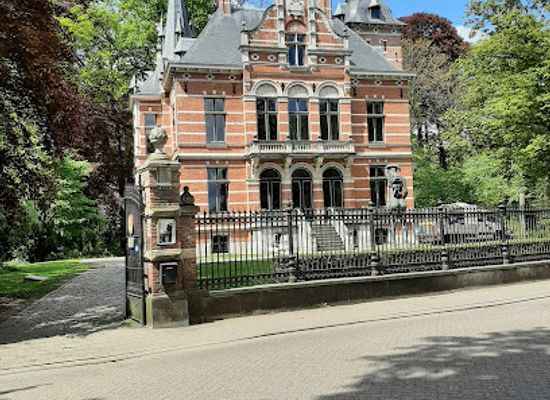 belgium/kempense-heuvelrug/landmark/kasteel-le-paige