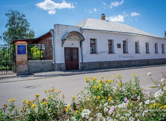 ukraine/kropyvnytskyi/landmark/m-l-kropyvnytskyi-memorial-museum