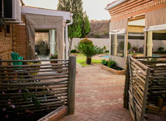 botswana/lobatse/landmark/pitikwe-hill-guesthouse