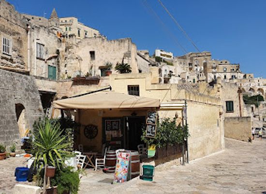 italy/matera/civita/landmark/casa-grotta-c-era-una-volta