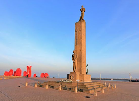 belgium/ostend/landmark/nationaal-monument-voor-de-zeelieden