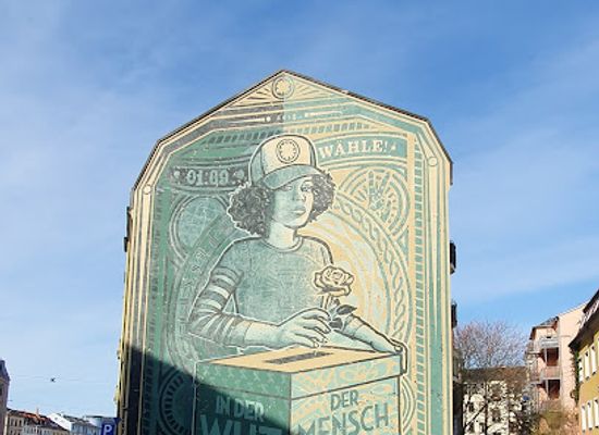 germany/dresden/neustadt/landmark/urbane-kunst