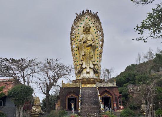 vietnam/quy-nhon/landmark/duong-di-bo-eo-gio