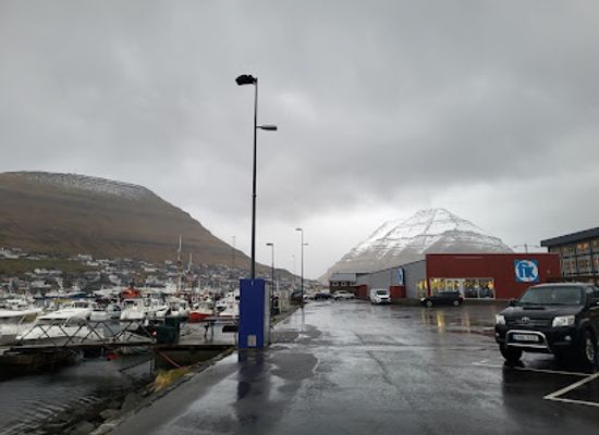 faroe-islands/klaksvik/landmark/akstovan-klaksvik