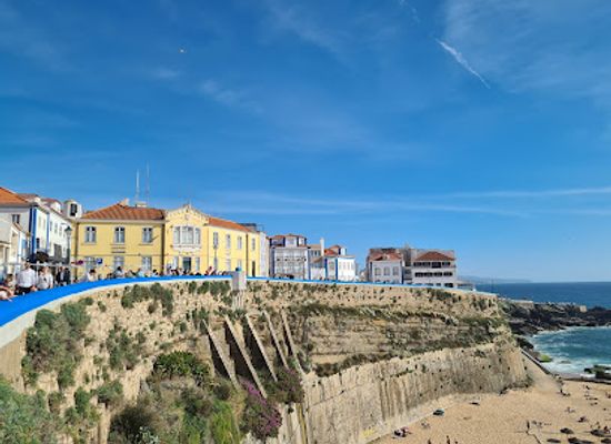 portugal/ericeira/landmark/casa-da-fernanda