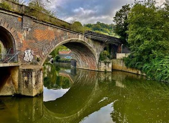united-kingdom/wiltshire/landmark/north-parade-bridge