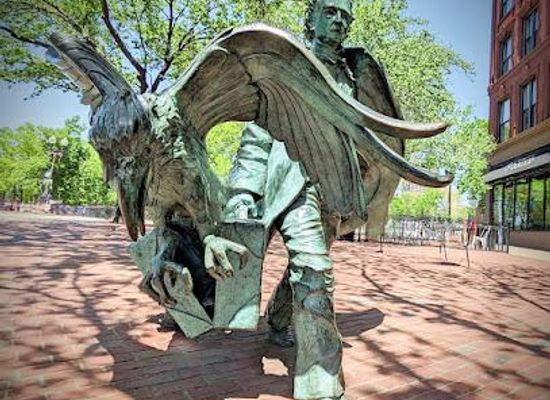 kansas/lawrence/landmark/edgar-allan-poe-statue