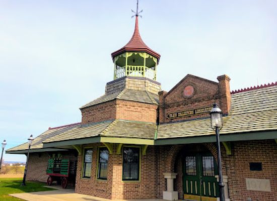 pennsylvania/amish-country/landmark/national-toy-train-museum