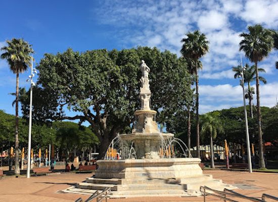 new-caledonia/yate/landmark/place-des-cocotiers