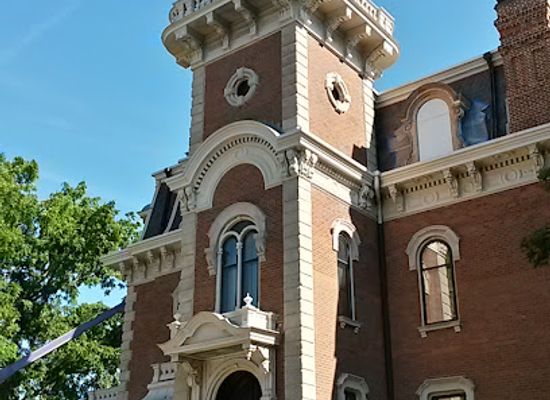 iowa/urbandale/landmark/terrace-hill-historic-site