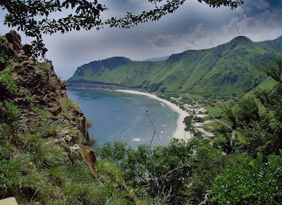 timor-leste/aileu/landmark/dolok-oan-cristo-rei-back-beach