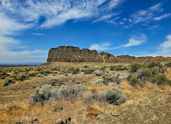 oregon/portland-metropolitan-area/landmark/fort-rock-state-natural-area