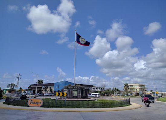 belize/belize-city/landmark/chetumal-street-roundabout