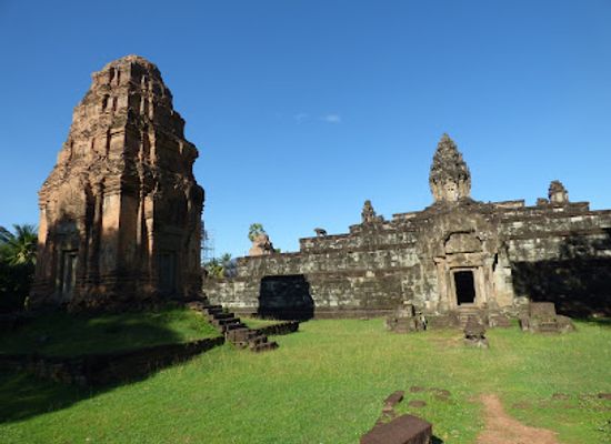 cambodia/takeo/landmark/bakong-temples