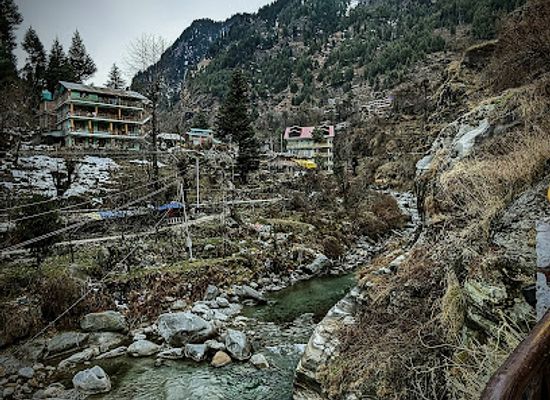 india/manali/landmark/mall-road-market-manali