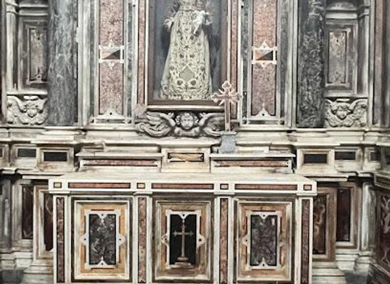 italy/sannio/landmark/basilica-di-santa-maria-maggiore