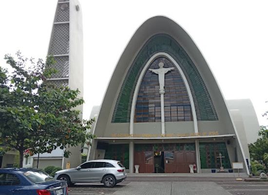 philippines/cebu-city/landmark/the-archdiocesan-shrine-of-the-most-sacred-heart-of-jesus