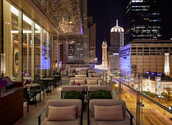 alaska/alaska-peninsula/landmark/the-peninsula-chicago